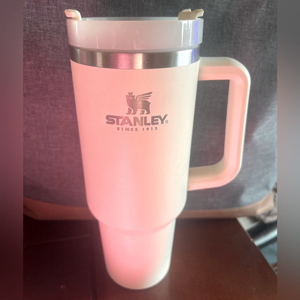 Stanley 40oz Stainless Steel Quencher Tumbler (white) and Rose light up glass.